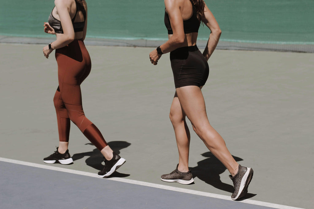 Why Every Woman Runner Needs a Seamless Top in Her Rotation