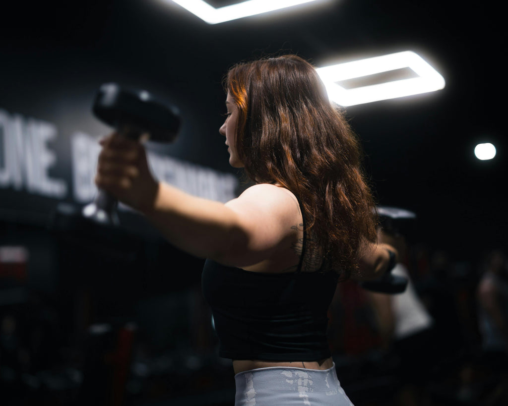 Why Can't You Feel Your Delts? The Hidden "Shoulder Day" Killers You're Overlooking